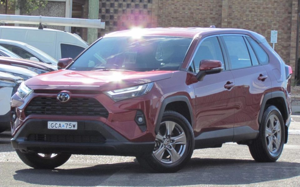 2025 Toyota RAV4 GX-2WD