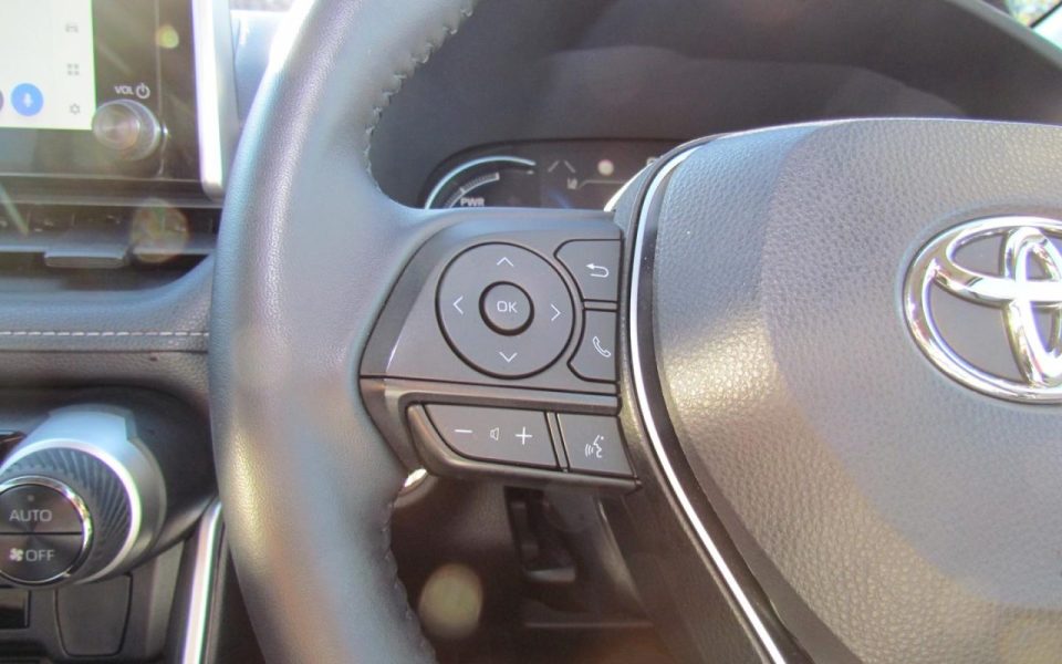 2025 Toyota RAV4 GX-2WD