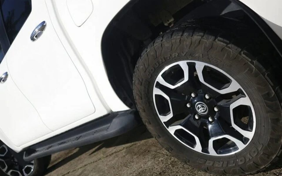 2023 Toyota Hilux 4x4 SR5