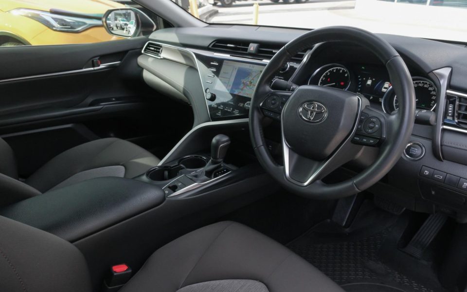 2018 Toyota Camry Ascent Sport