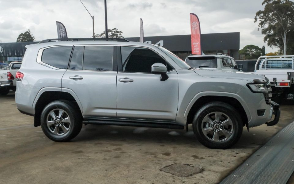 2022 Toyota Landcruiser VX
