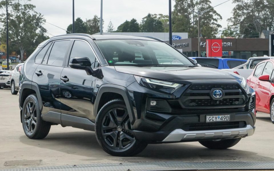 2023 Toyota RAV4 Hybrid Edge AWD