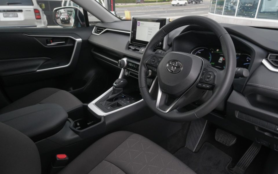 2025 Toyota RAV4 Hybrid GXL-2WD