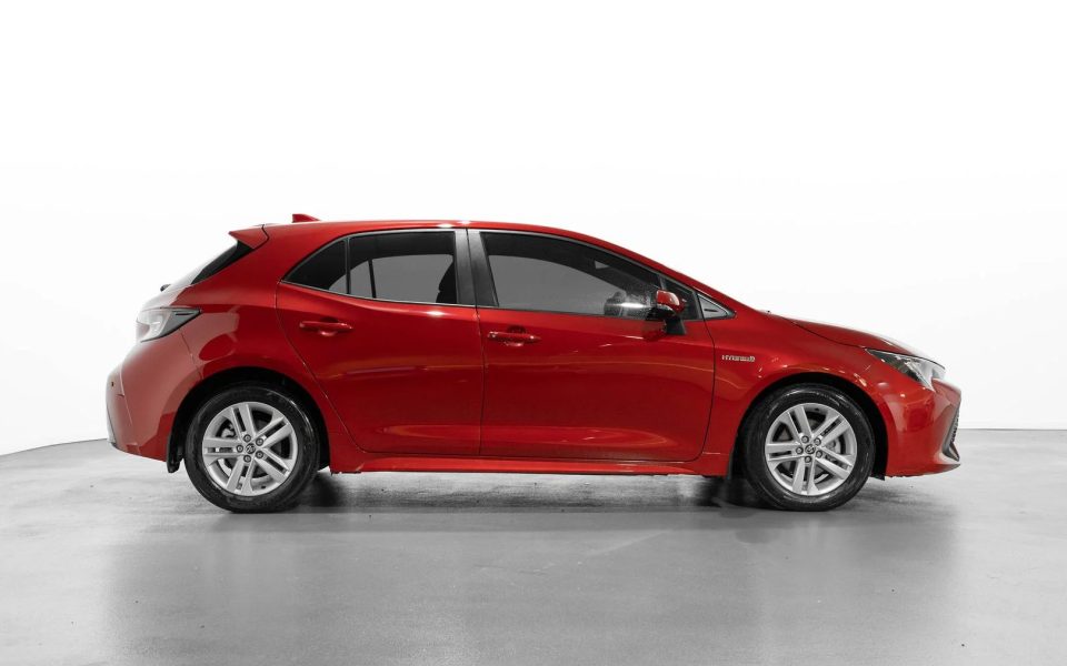 2020 Toyota Corolla Hatch Hybrid Ascent Sport
