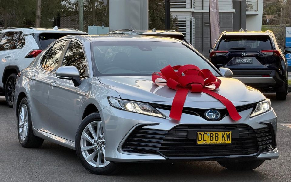 2021 Toyota Camry Hybrid Ascent