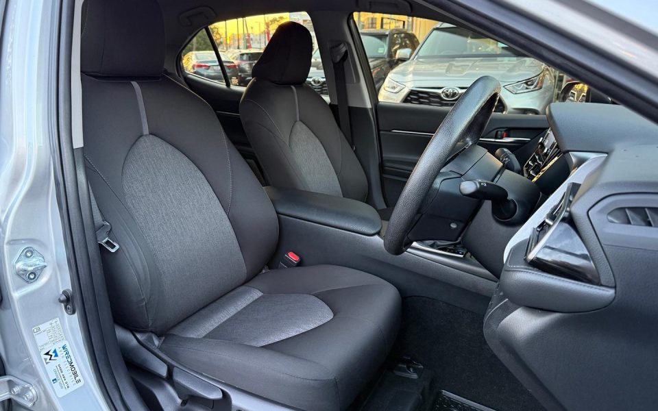 2021 Toyota Camry Hybrid Ascent