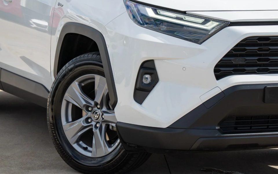 2025 Toyota RAV4 Hybrid GX-2WD