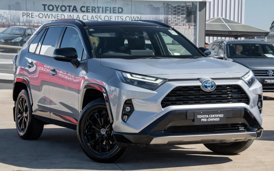 2024 Toyota RAV4 Hybrid XSE (2WD)