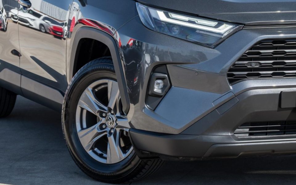2025 Toyota RAV4 GX AWD