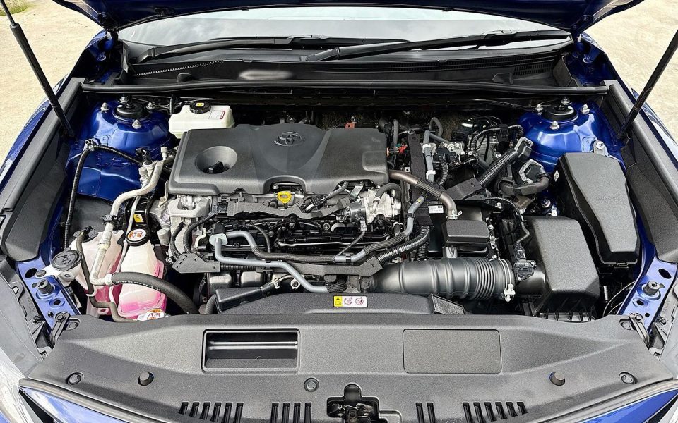 2024 Toyota Camry Hybrid Ascent