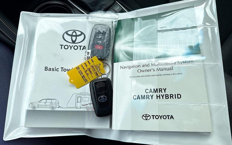 2024 Toyota Camry Hybrid Ascent