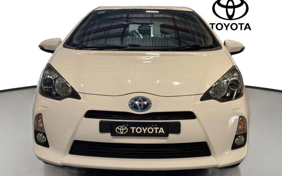 2014 Toyota Prius c i-Tech