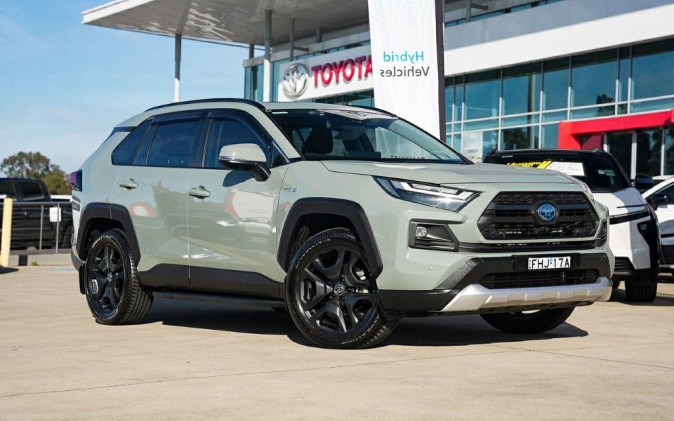 2024 Toyota RAV4 Edge AWD