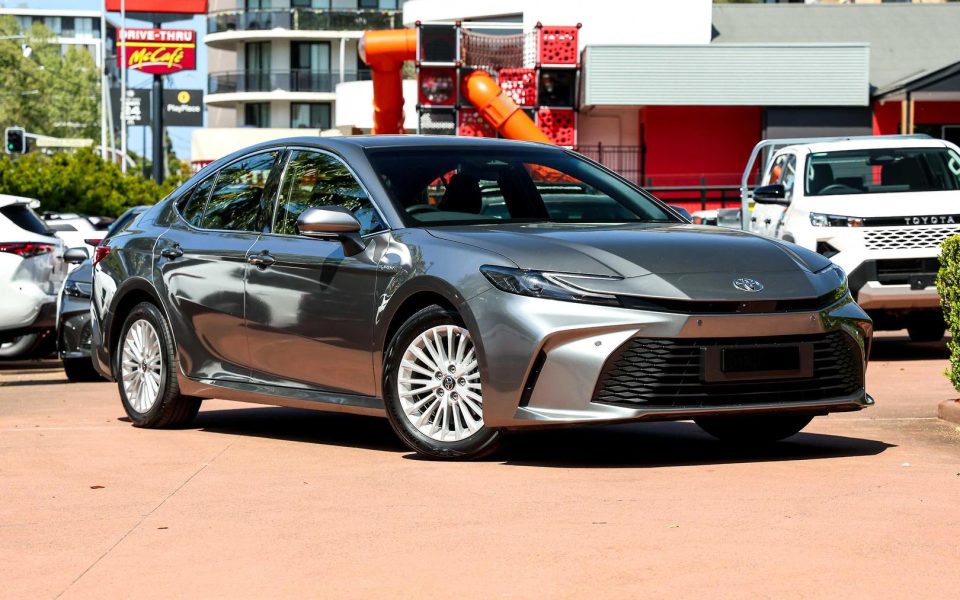 2024 Toyota Camry Hybrid Ascent
