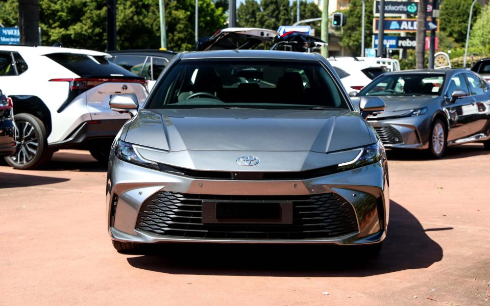 2024 Toyota Camry Hybrid Ascent