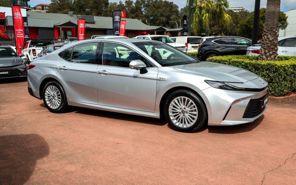 2024 TOYOTA Camry Hybrid Ascent
