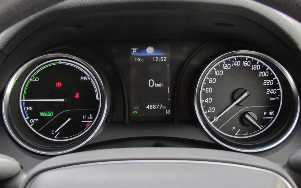 2022 Toyota Camry Hybrid Ascent