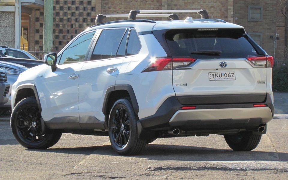 2023 Toyota Rav4 Hybrid Cruiser-AWD