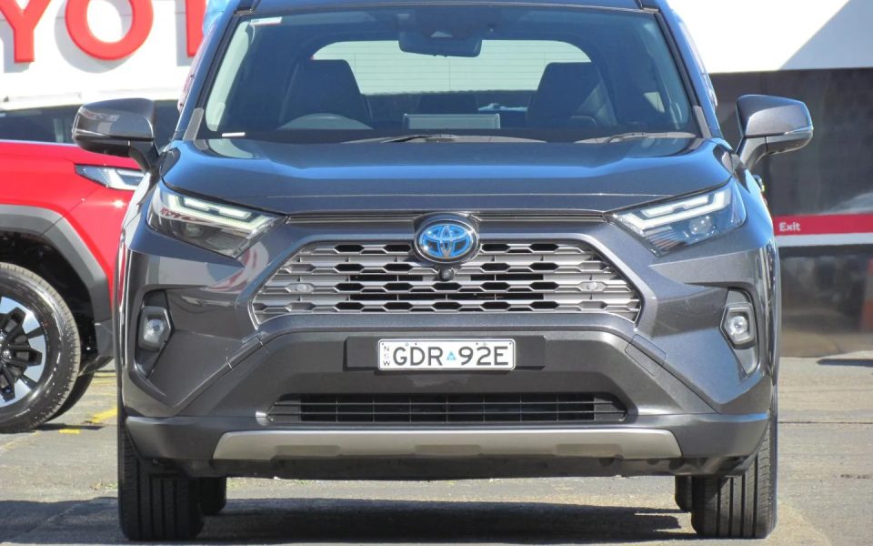 2022 Toyota Rav4 Hybrid Cruiser-AWD