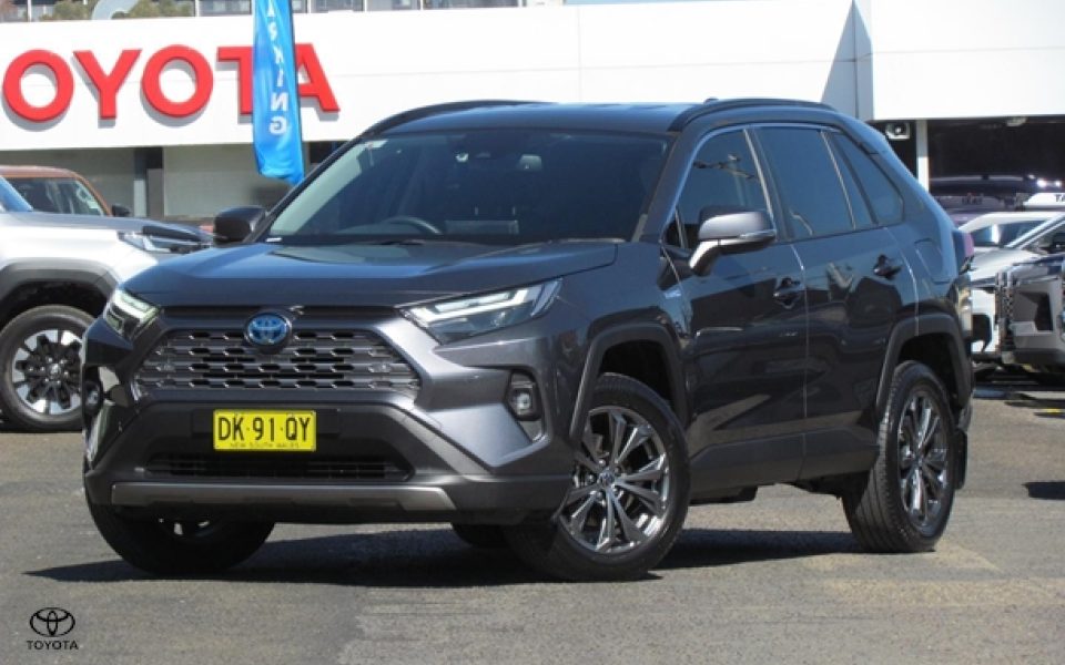 2024 Toyota RAV4 GXL
