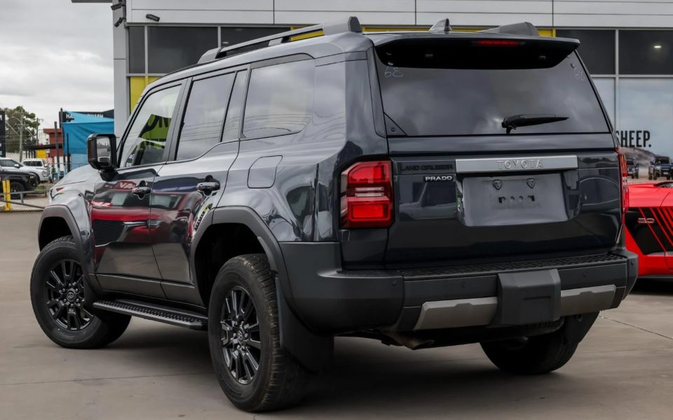 2025 Toyota Landcruiser Prado GXL