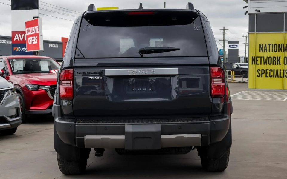 2025 Toyota Landcruiser Prado GXL