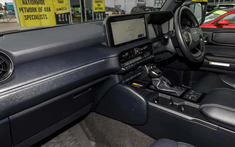 2025 Toyota Landcruiser Prado GXL