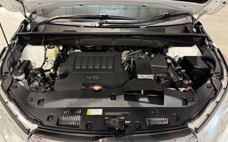 2016 Toyota Kluger 4x2 GX
