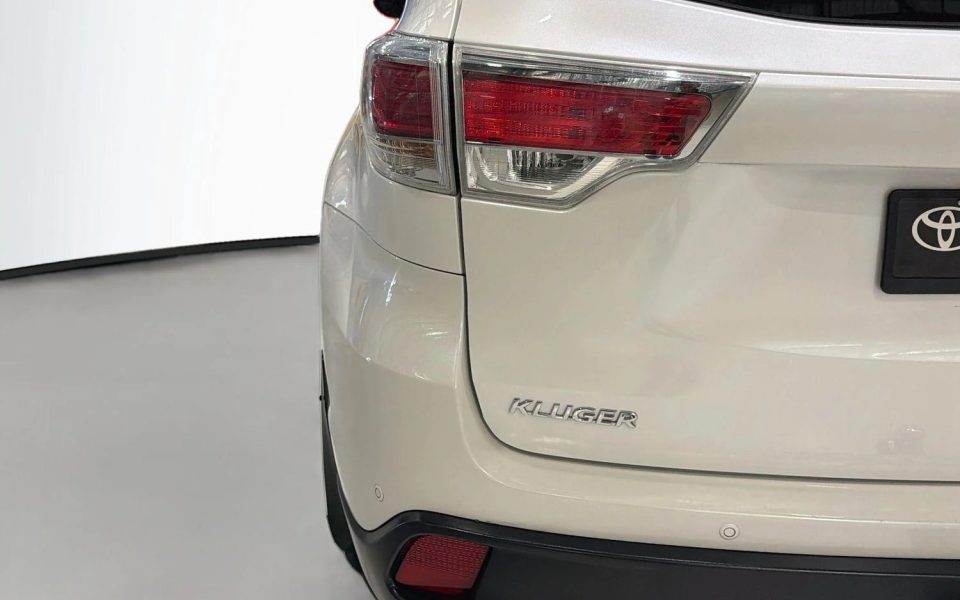 2016 Toyota Kluger 4x2 GX