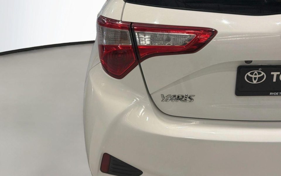 2017 Toyota Yaris Ascent