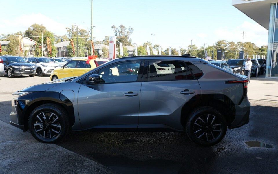 2026 Toyota bZ4x Standard 2WD