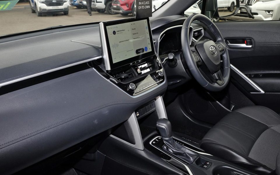 2023 Toyota Corolla Cross Hybrid GXL