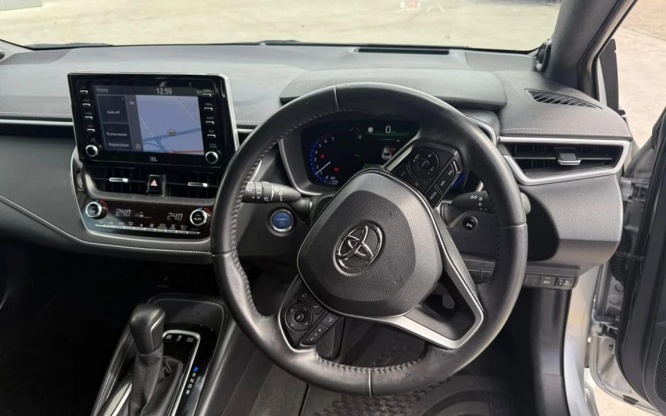 2019 Toyota Corolla Hatch Hybrid ZR