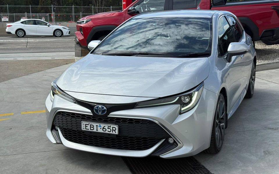 2019 Toyota Corolla Hatch Hybrid ZR