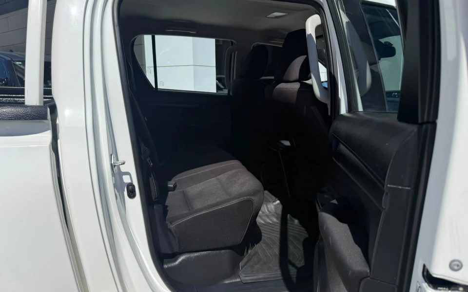 2022 Toyota HiLux 4x4 SR