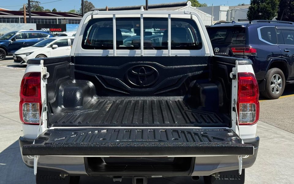 2022 Toyota HiLux 4x4 SR