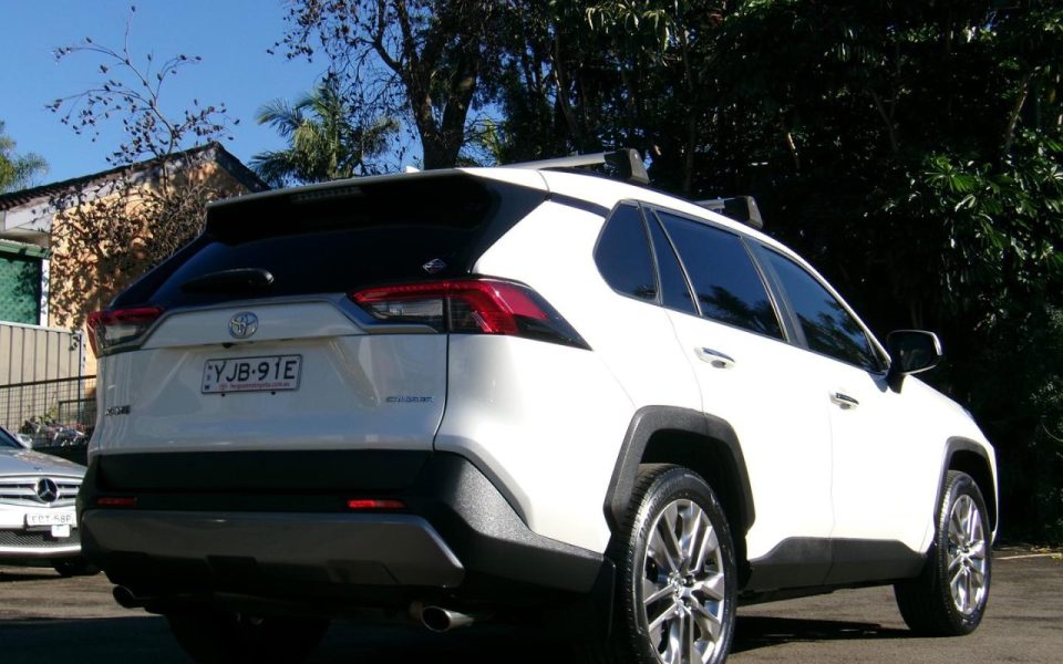 2020 Toyota RAV4 Cruiser 2WD