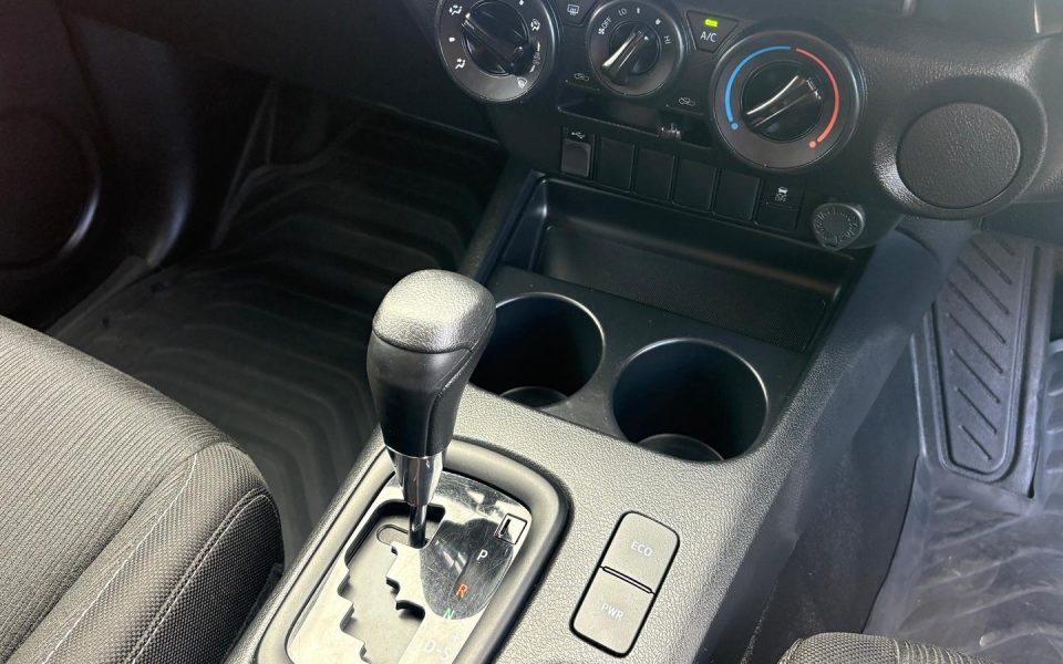 2021 Toyota Hilux SR