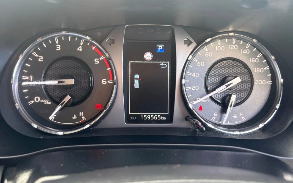 2021 Toyota Hilux SR