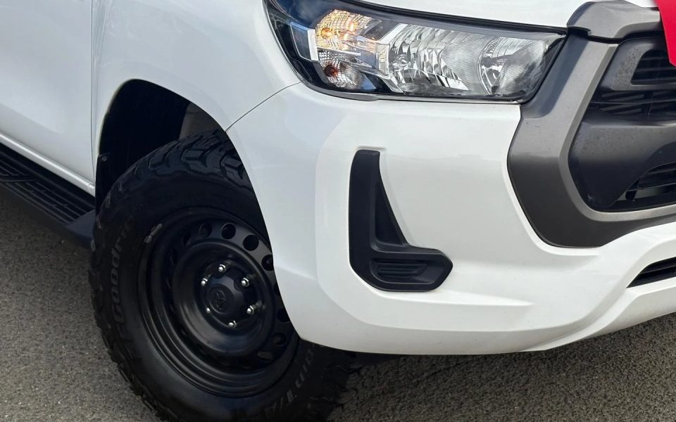 2021 Toyota Hilux SR