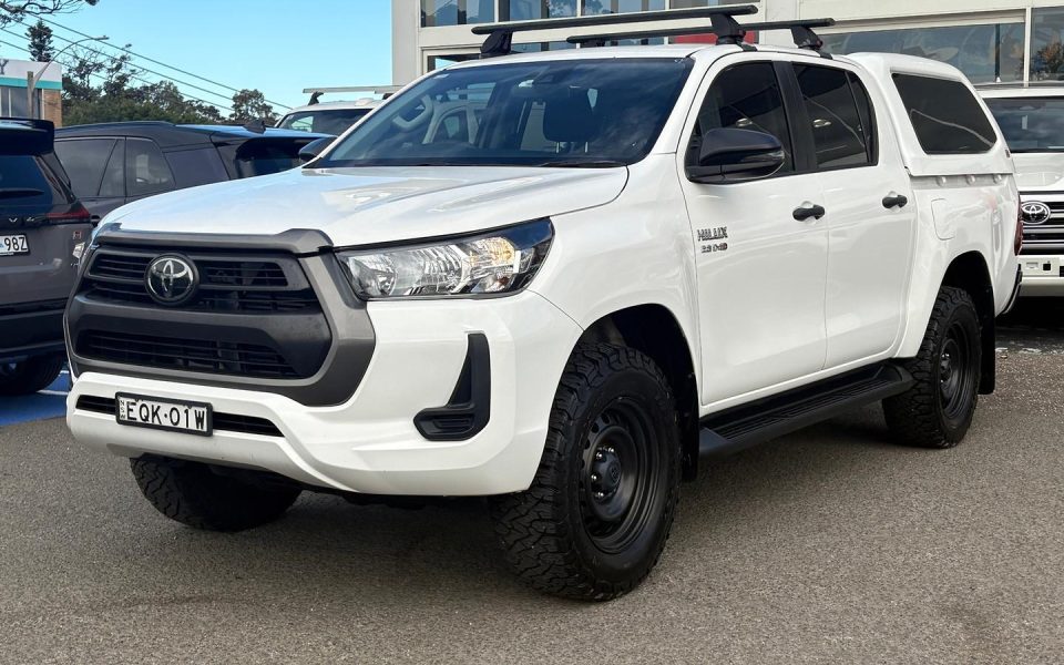 2021 Toyota Hilux SR