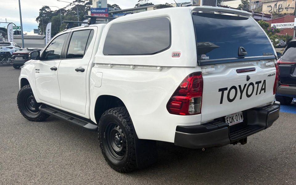 2021 Toyota Hilux SR