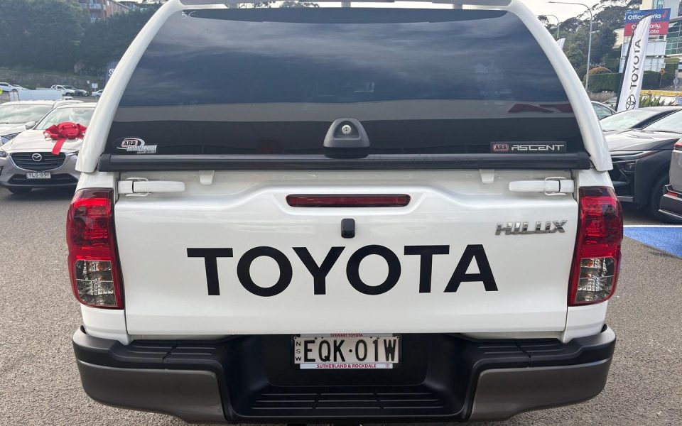 2021 Toyota Hilux SR