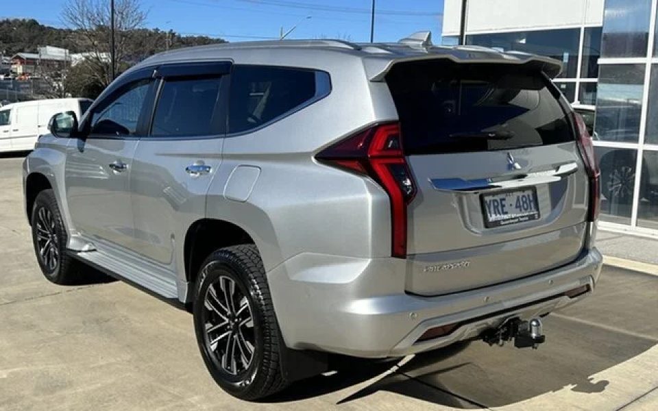 2022 MITSUBISHI PAJERO SPORT GLS