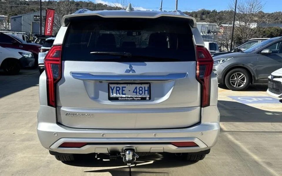 2022 MITSUBISHI PAJERO SPORT GLS