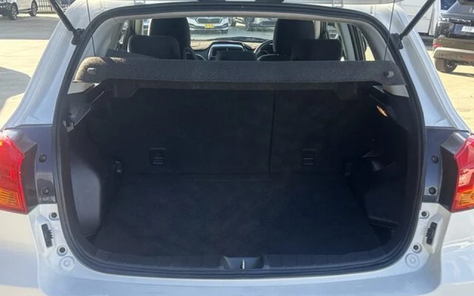2019 Mitsubishi ASX ES