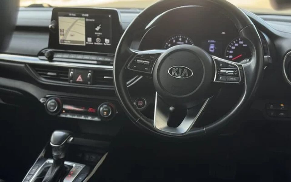 2019 KIA CERATO Sport+
