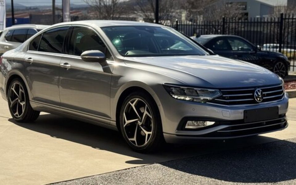 2022 VOLKSWAGEN PASSAT 140TSI Business