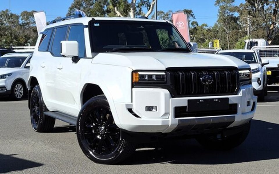 2024 Toyota Landcruiser Prado VX