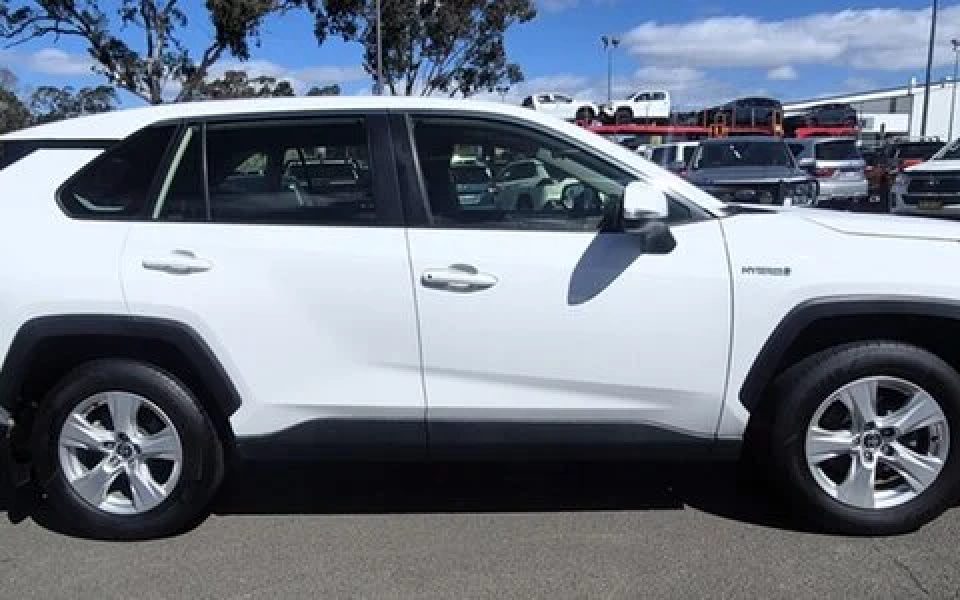 2021 Toyota RAV4 Hybrid GX AWD